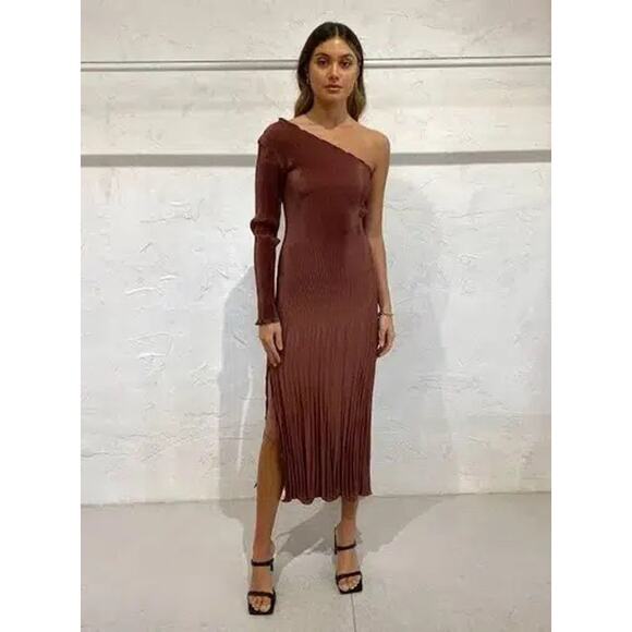 L'idee Soiree One Shoulder Long Sleeve Midi Dress in Chocolate Size 8 - Picture 1 of 8